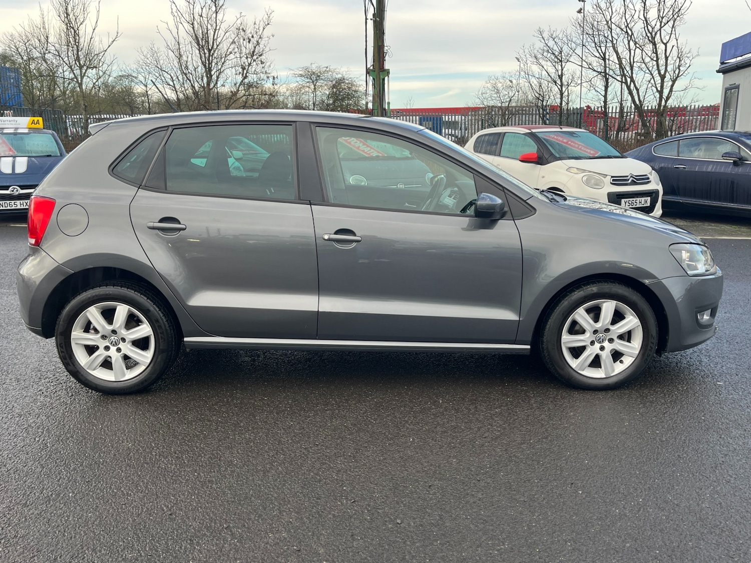 Used Volkswagen Polo 2013 for sale - 76957872: Photo 3