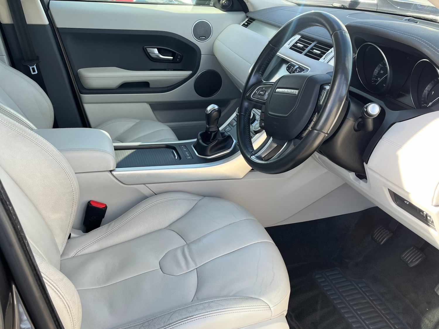 Used Land Rover Range Rover Evoque 2015 for sale - 76077238: Photo 13