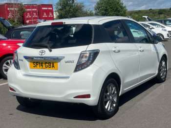 Used Toyota Yaris 2014 for sale - 74802991: Photo