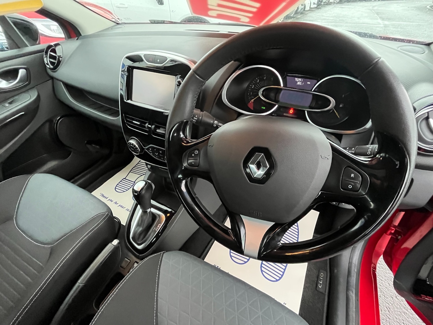 Used Renault Clio 2015 for sale - 77170546: Photo 20