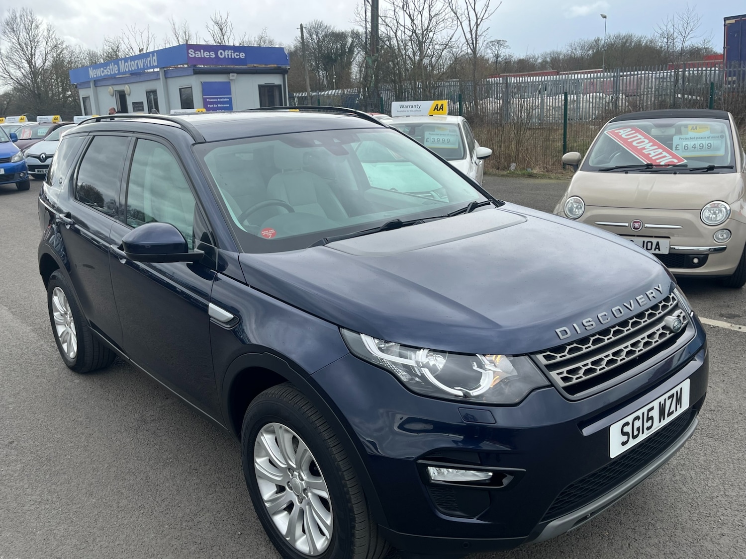 Used Land Rover Discovery Sport 2015 for sale - 77845521: Photo 13