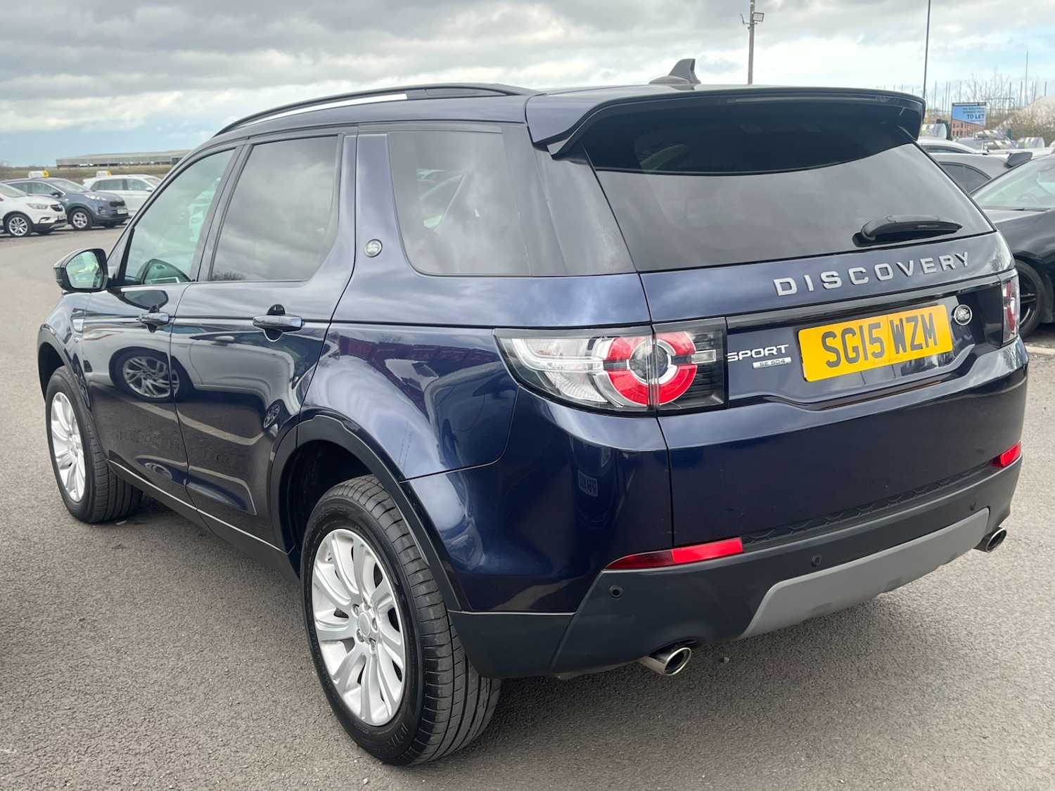 Used Land Rover Discovery Sport 2015 for sale - 77845521: Photo 4