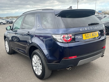 Used Land Rover Discovery Sport 2015 for sale - 77845521: Photo