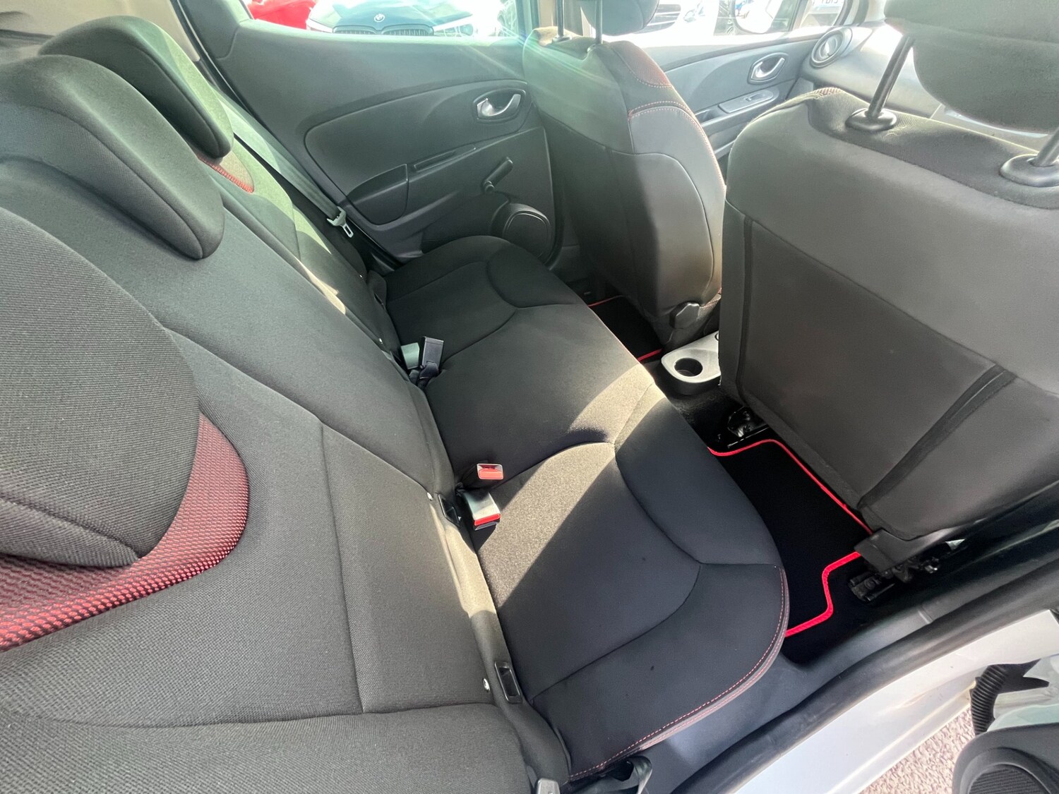 Used Renault Clio 2016 for sale - 77802072: Photo 12