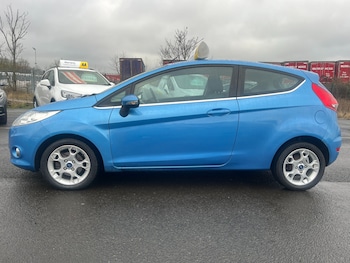 Used Ford Fiesta 2011 for sale - 77391972: Photo