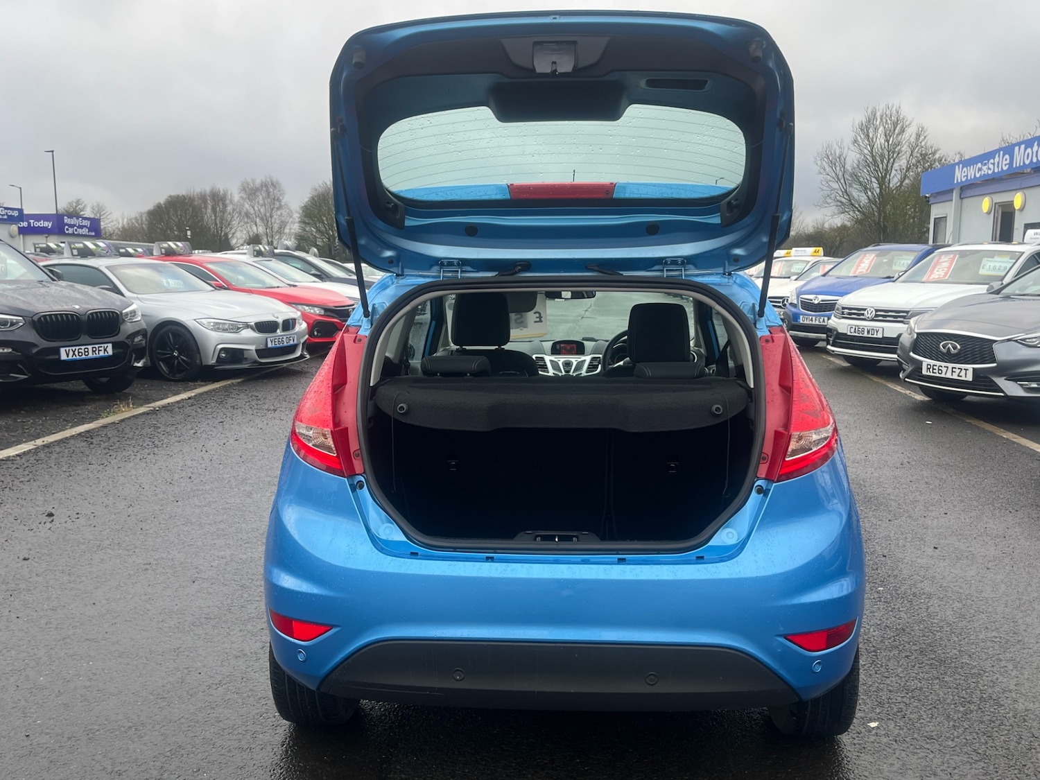 Used Ford Fiesta 2011 for sale - 77391972: Photo 9