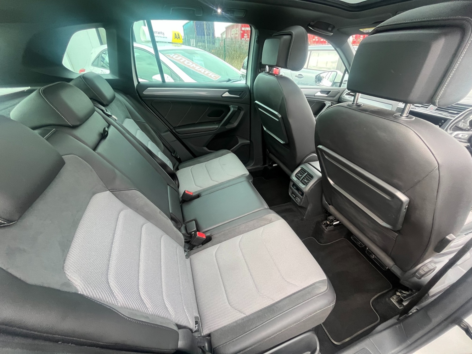 Used Volkswagen Tiguan 2019 for sale - 77616454: Photo 12