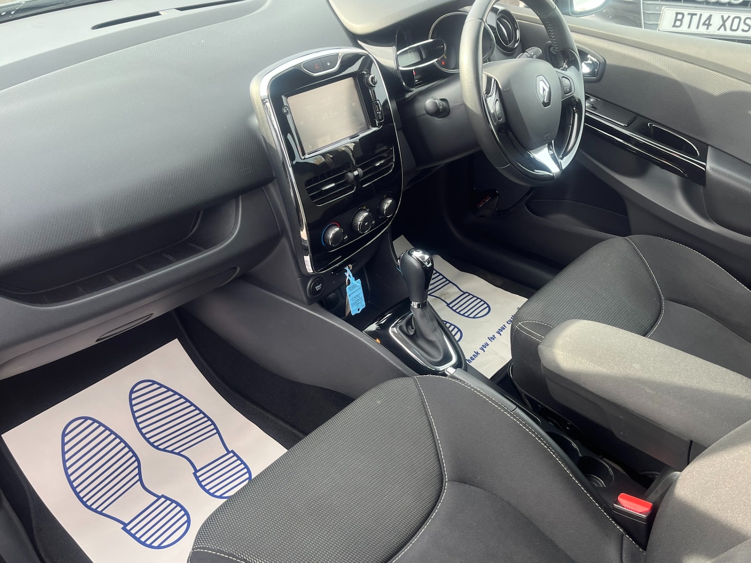 Used Renault Clio 2014 for sale - 76363456: Photo 12