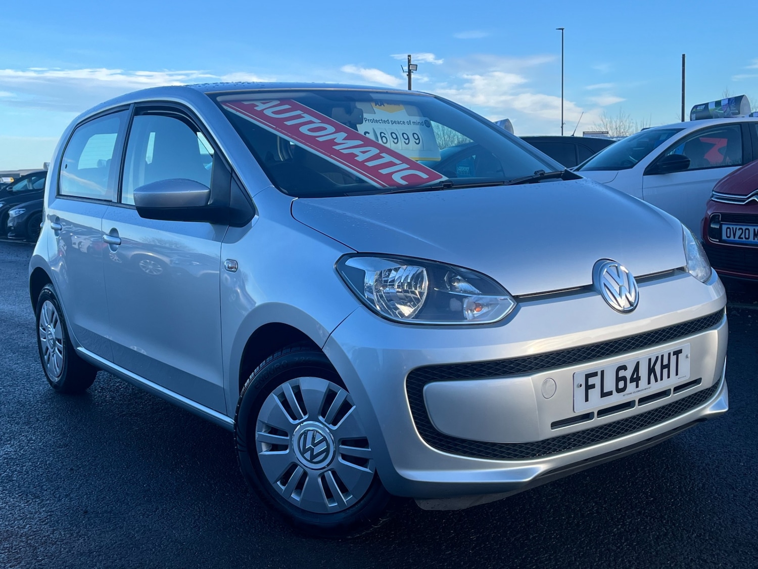 Used Volkswagen up! 2014 for sale - 77207993: Photo 3