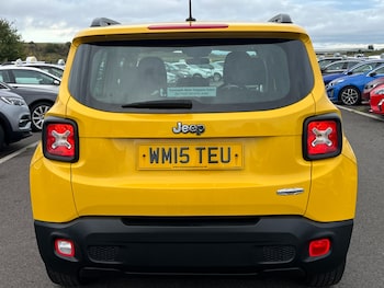 Used Jeep Renegade 2015 for sale - 76195911: Photo 4