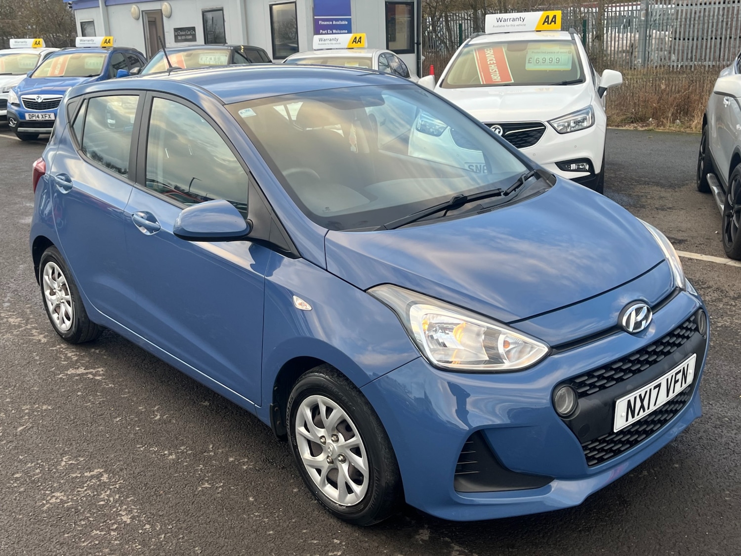 Used Hyundai i10 2017 for sale - 77196779: Photo 12