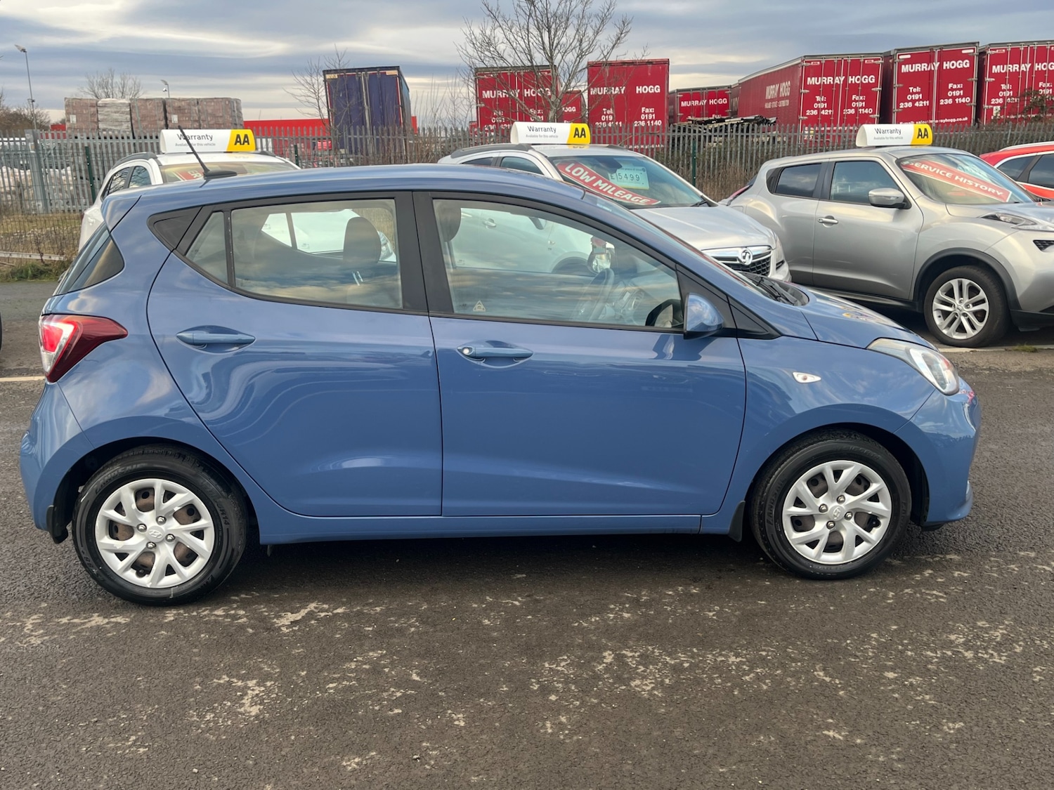 Used Hyundai i10 2017 for sale - 77196779: Photo 6