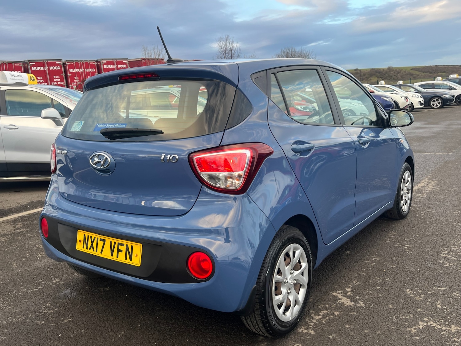 Used Hyundai i10 2017 for sale - 77196779: Photo 9