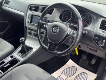 Used Volkswagen Golf 2015 for sale - 75203035: Photo