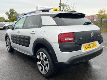 Used Citroen C4 Cactus 2016 for sale - 76157102: Photo 3