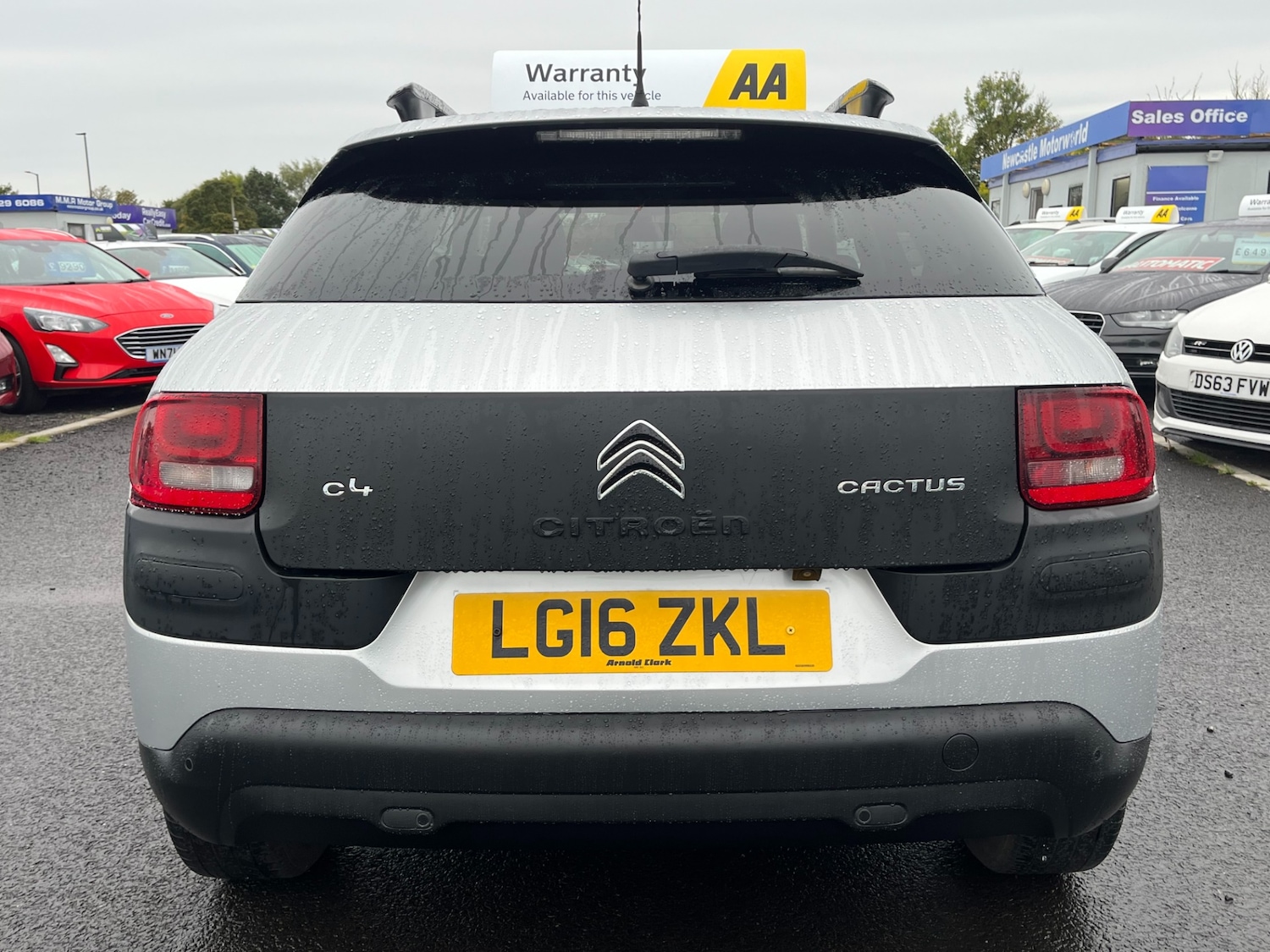 Used Citroen C4 Cactus 2016 for sale - 76157102: Photo 7