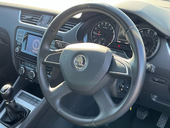 Used Skoda Octavia 2013 for sale - 75968632: Photo