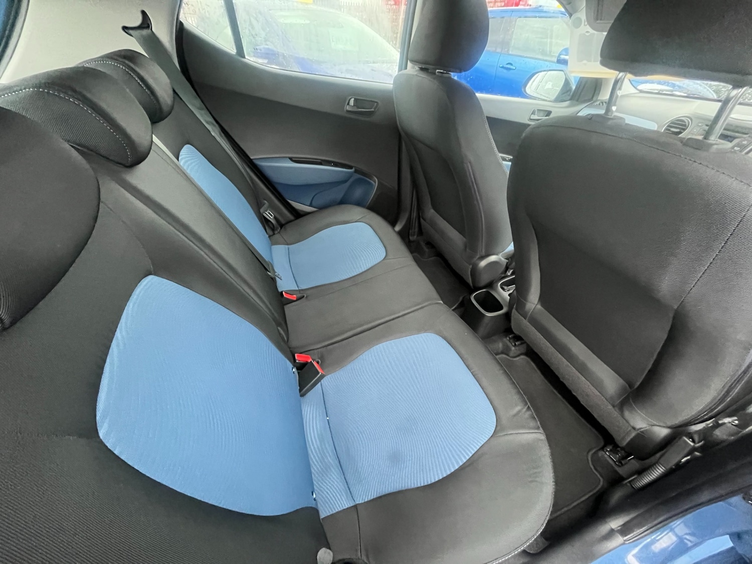 Used Hyundai i10 2015 for sale - 76882011: Photo 14