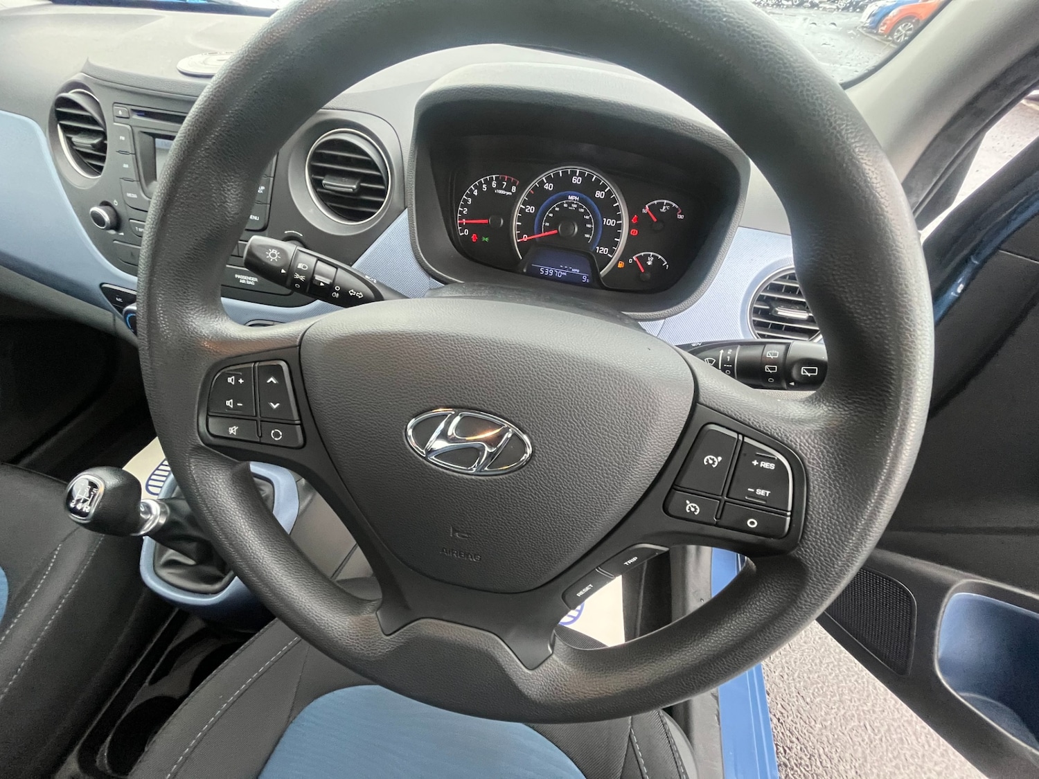 Used Hyundai i10 2015 for sale - 76882011: Photo 15