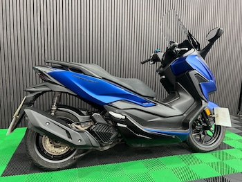 Used Honda Forza 125 undefined for sale - bike-78435373: Photo
