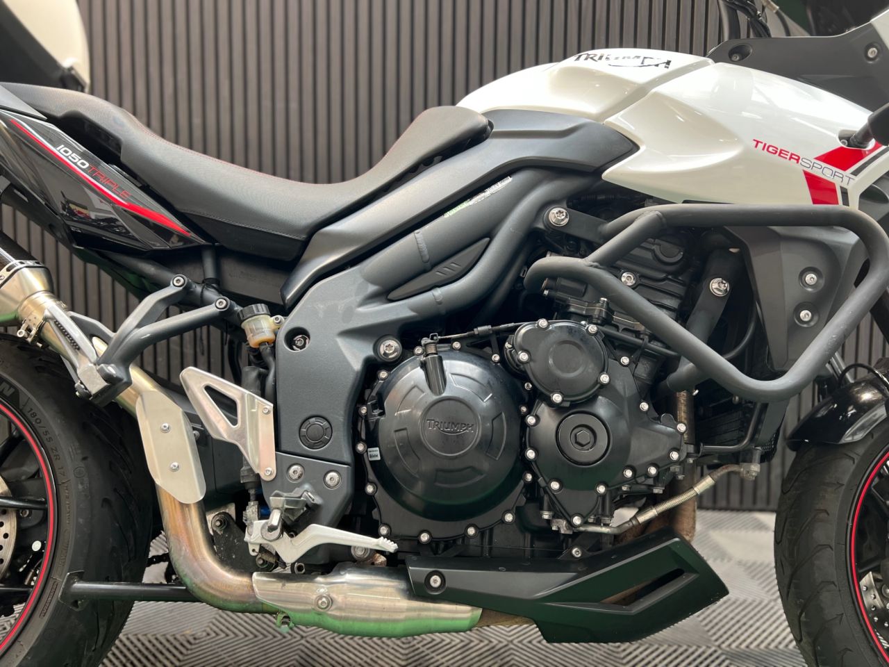 Used Triumph Tiger 1050 for sale - 78815231: Photo 13