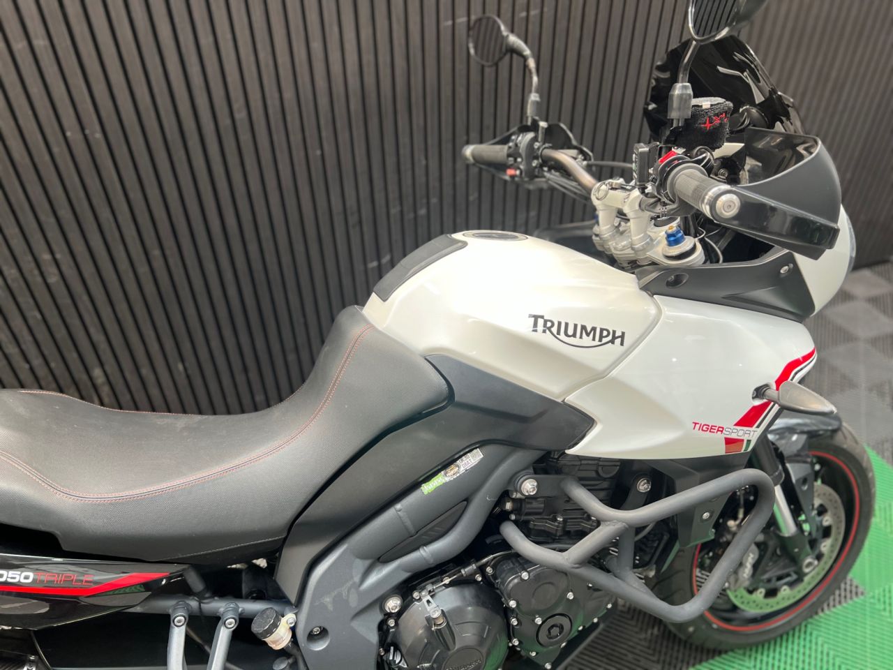 Used Triumph Tiger 1050 for sale - 78815231: Photo 16