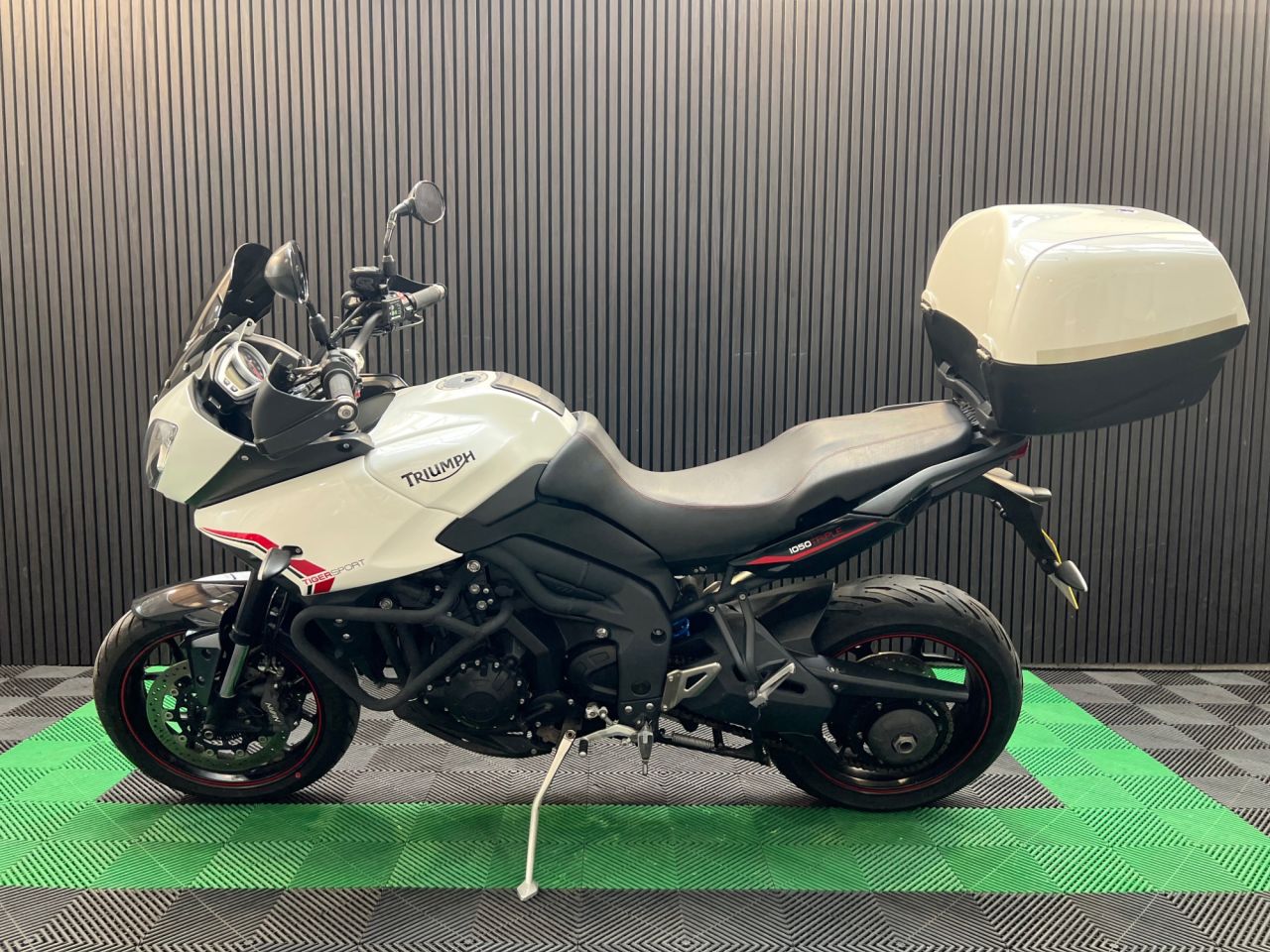 Used Triumph Tiger 1050 for sale - 78815231: Photo 6