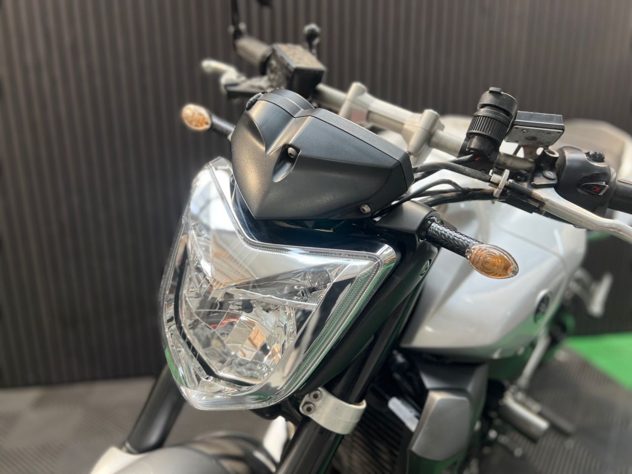 Used Yamaha FZ1 for sale - 78435798: Photo 25