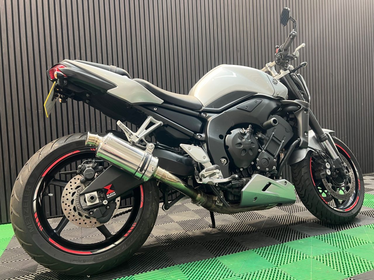 Used Yamaha FZ1 for sale - 78435798: Photo 4