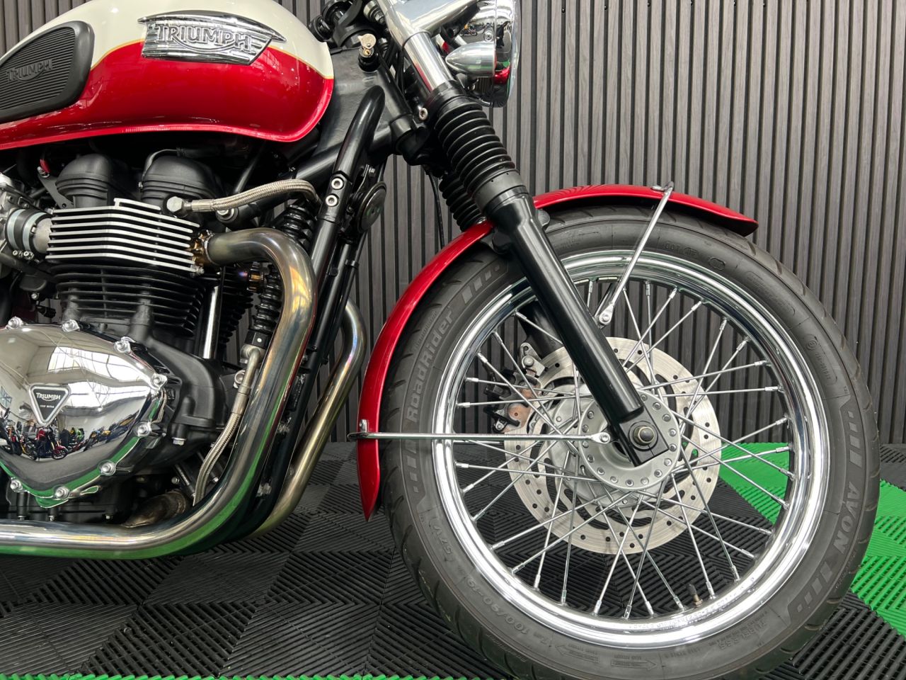 Used Triumph Bonneville T100 for sale - 78435696: Photo 14