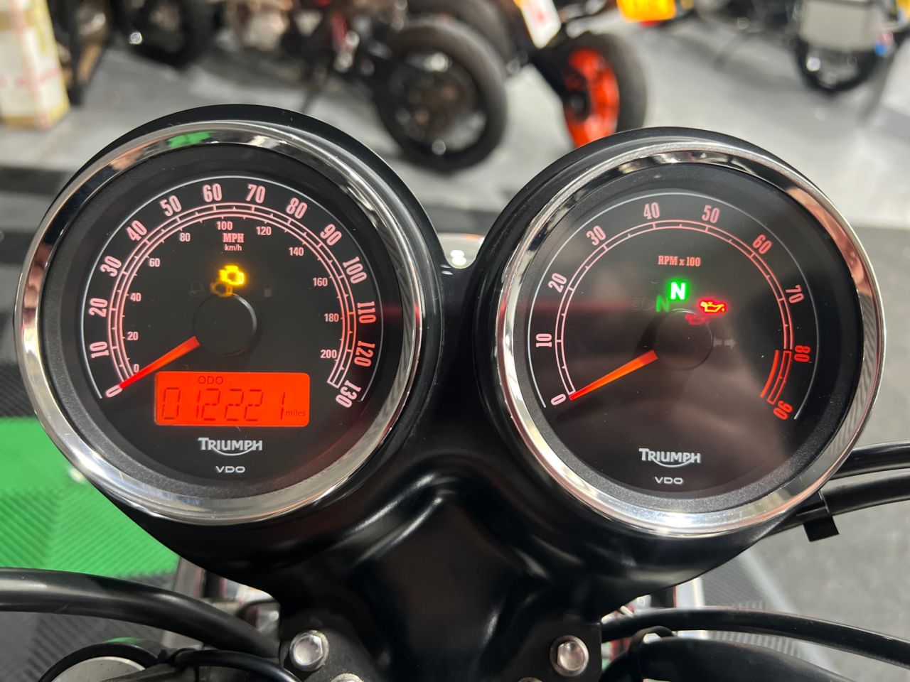 Used Triumph Bonneville T100 for sale - 78435696: Photo 17