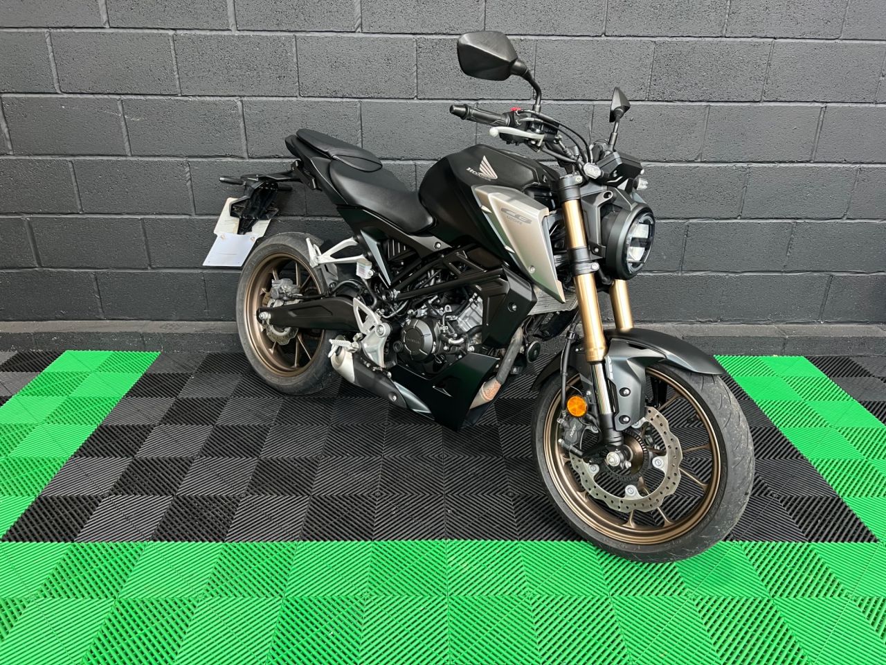Used Honda CB125R for sale - 78435570: Photo 6