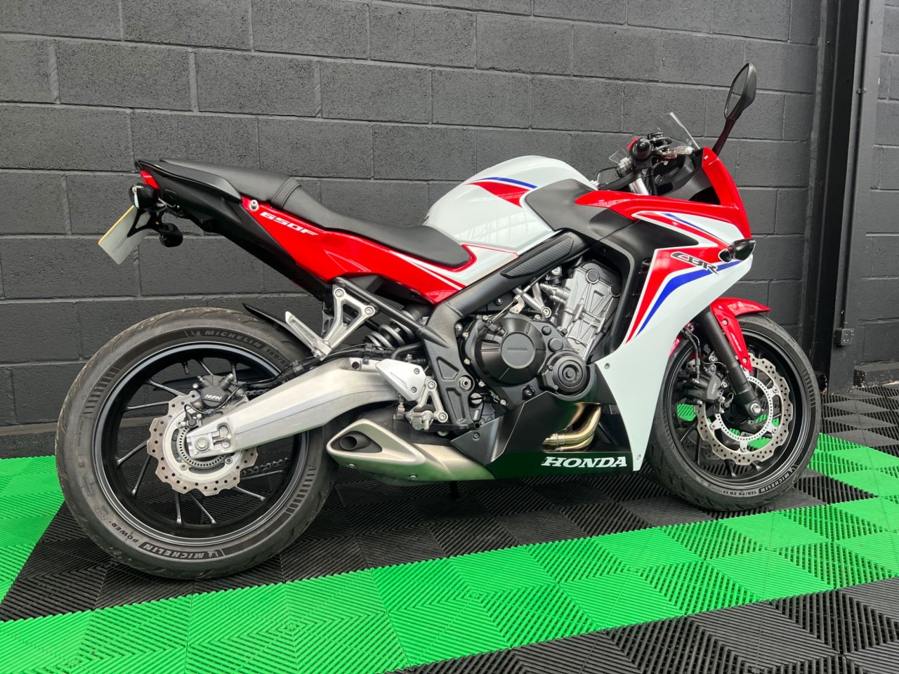 Used Honda CBR650F for sale - 78434678: Photo 4