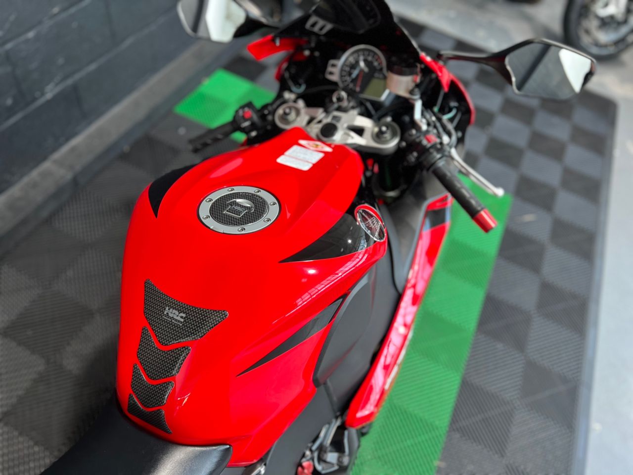 Used Honda CBR1000RR Fireblade for sale - 78435161: Photo 16
