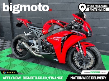 Used Honda CBR1000RR Fireblade undefined for sale - bike-78435161: Photo