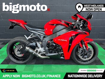 Used Honda CBR1000RR Fireblade undefined for sale - bike-78435161: Photo
