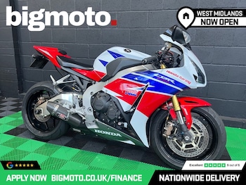 Used Honda CBR1000RR Fireblade undefined for sale - bike-78434499: Photo