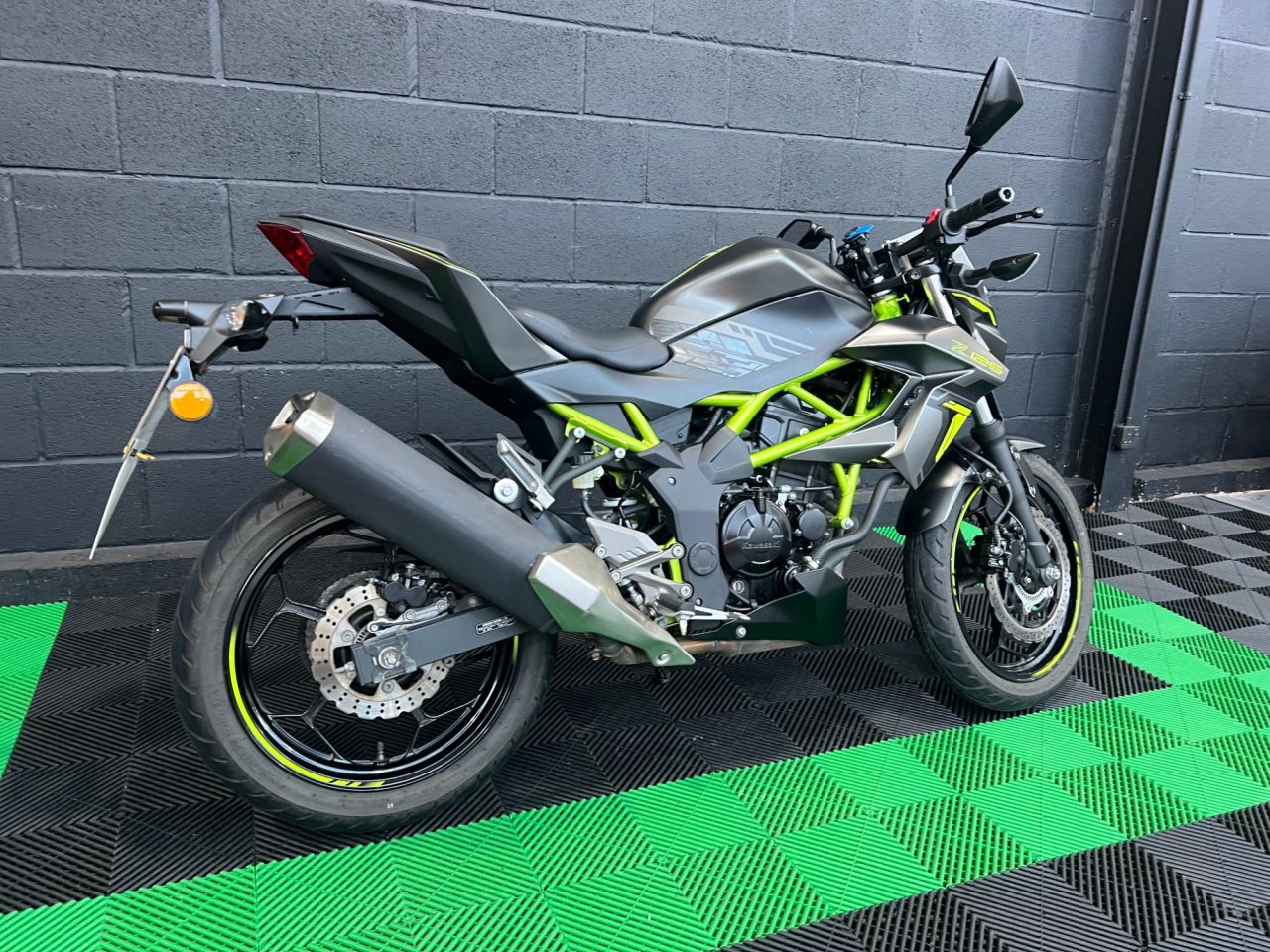 Used Kawasaki z125 for sale - 78434902: Photo 4