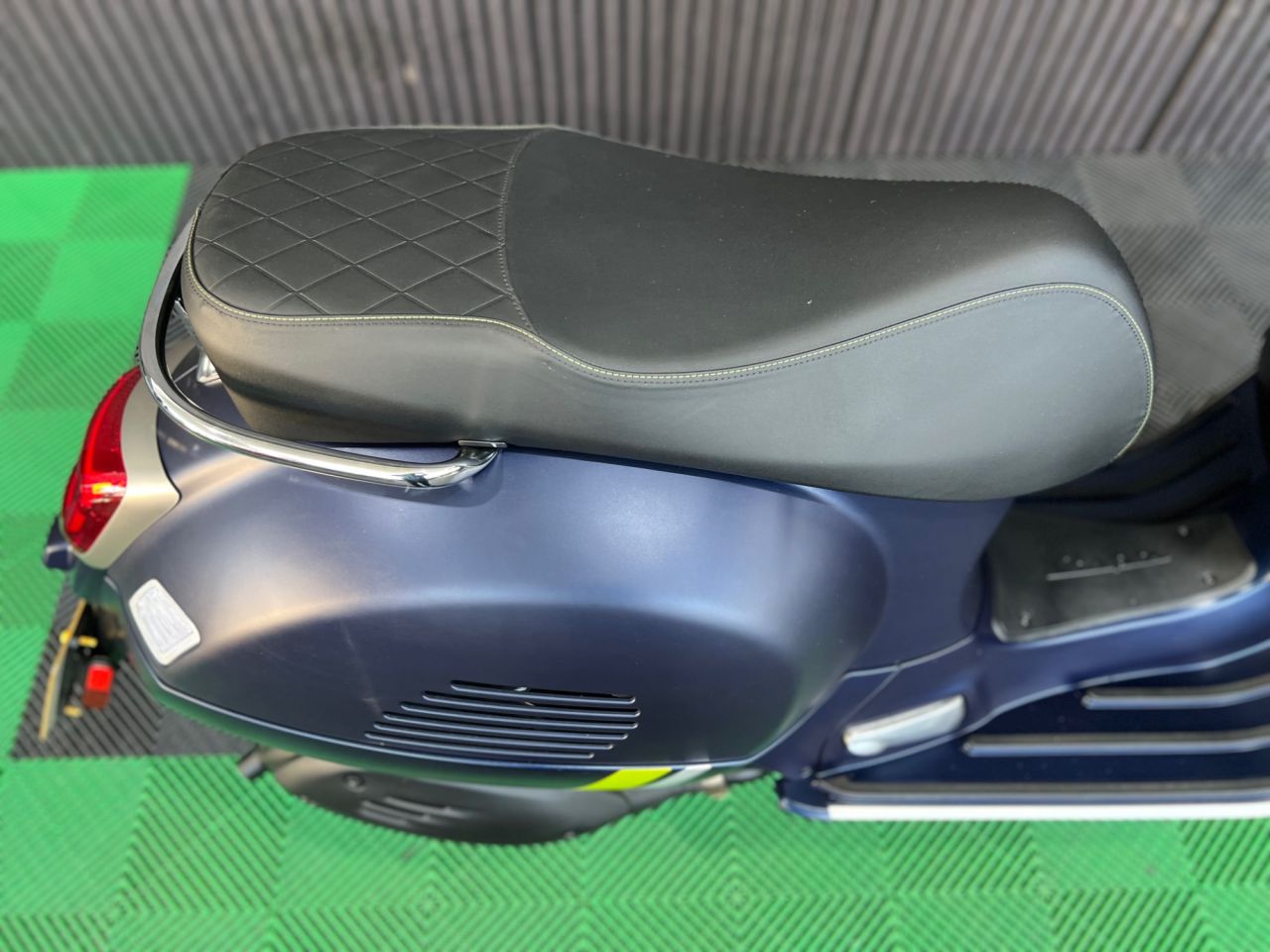 Used Piaggio Vespa GTS for sale - 78435303: Photo 15