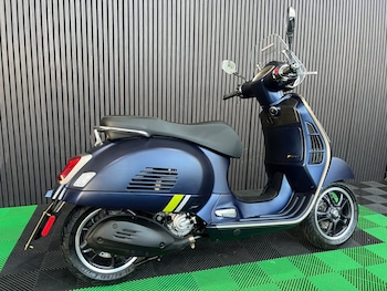 Used Piaggio Vespa GTS undefined for sale - bike-78435303: Photo