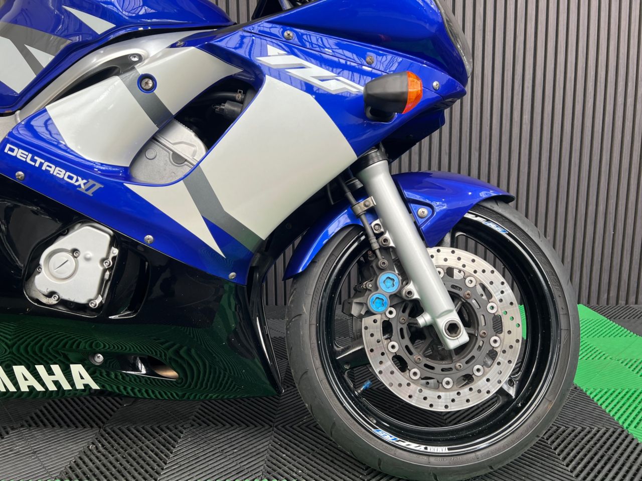 Used Yamaha R6 for sale - 78435309: Photo 14