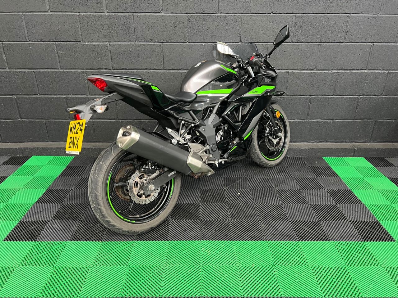 Used Kawasaki Ninja 125 for sale - 78435568: Photo 11