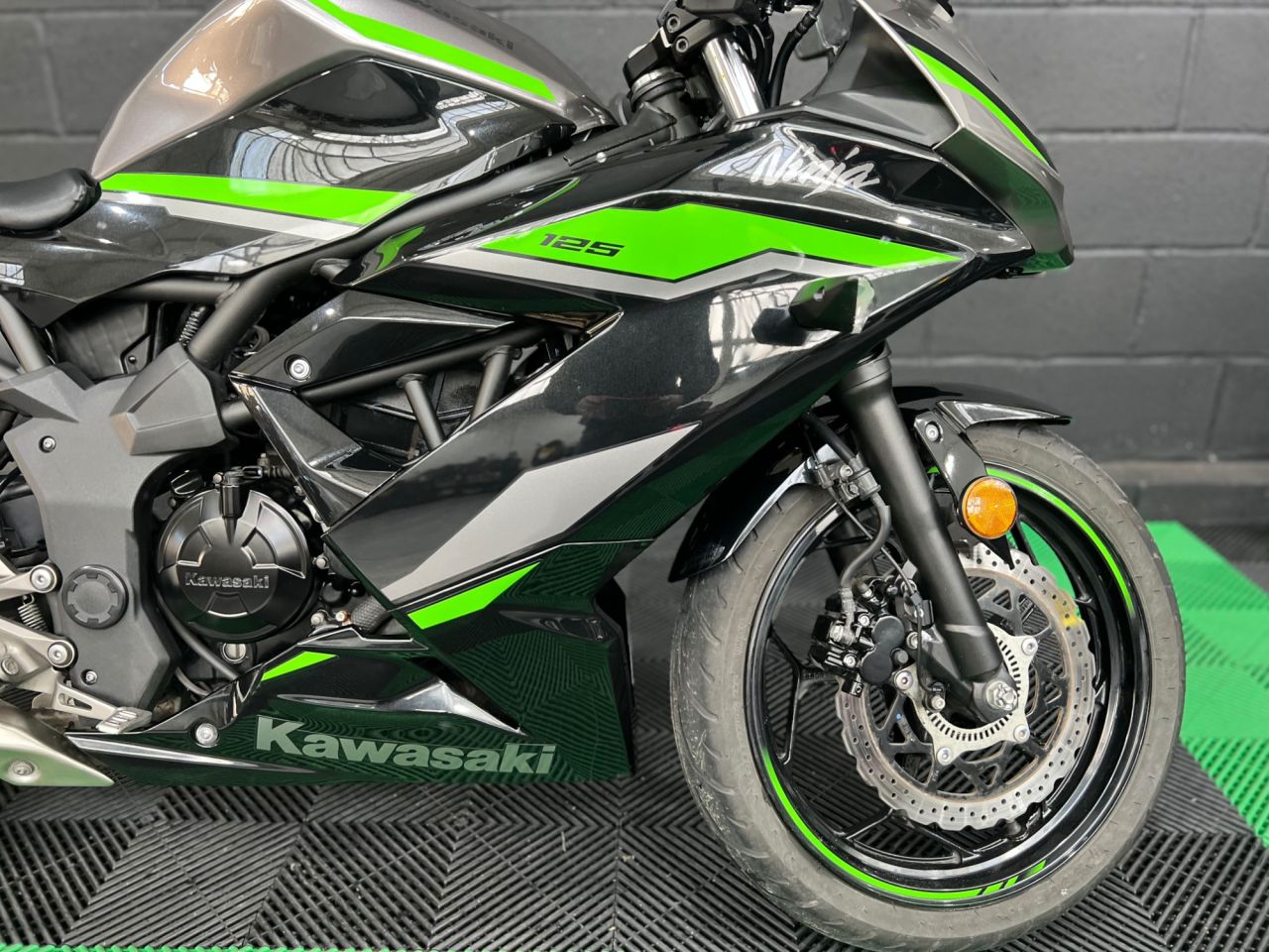 Used Kawasaki Ninja 125 for sale - 78435568: Photo 14