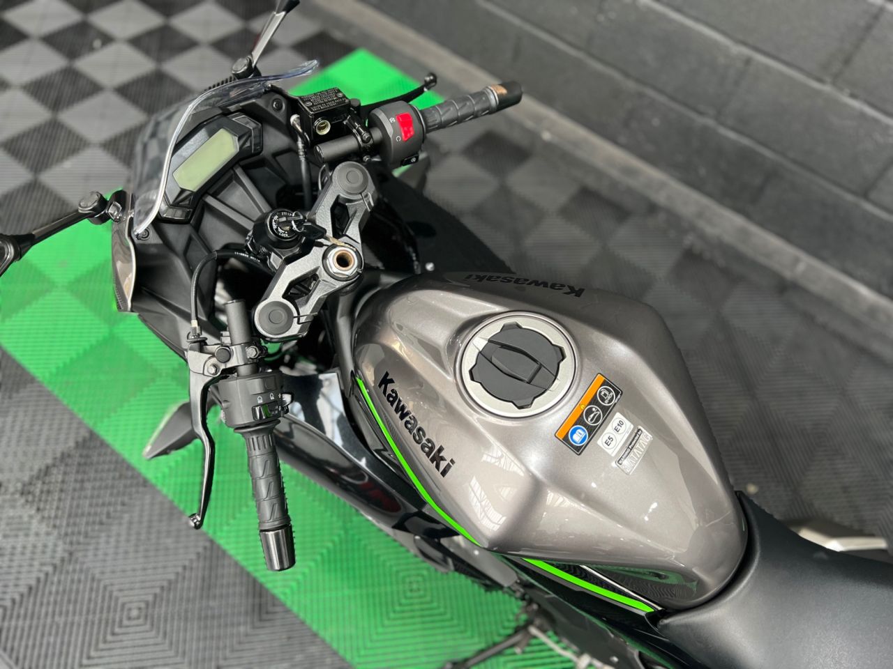 Used Kawasaki Ninja 125 for sale - 78435568: Photo 22