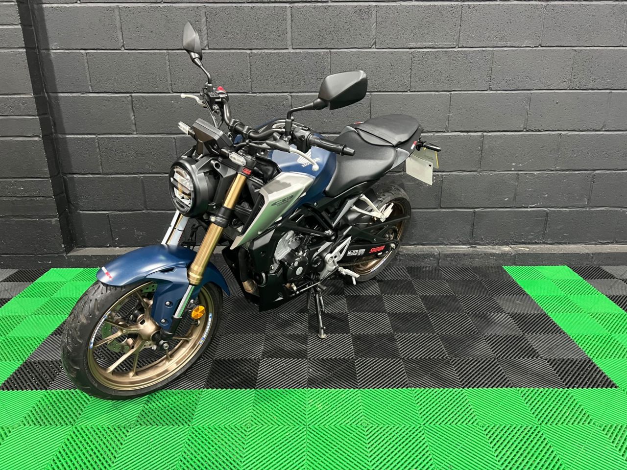 Used Honda CB125R for sale - 78435311: Photo 9