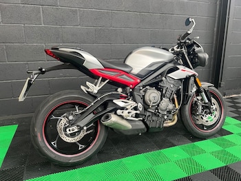 Used Triumph Street Triple 765 undefined for sale - bike-78435375: Photo