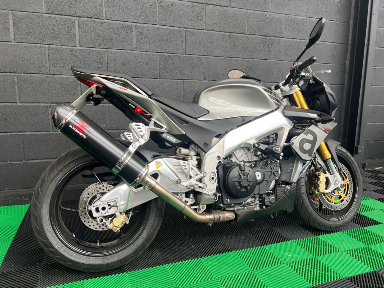 Used Aprilia Tuono 1100 V4 for sale - 78434606: Photo 4