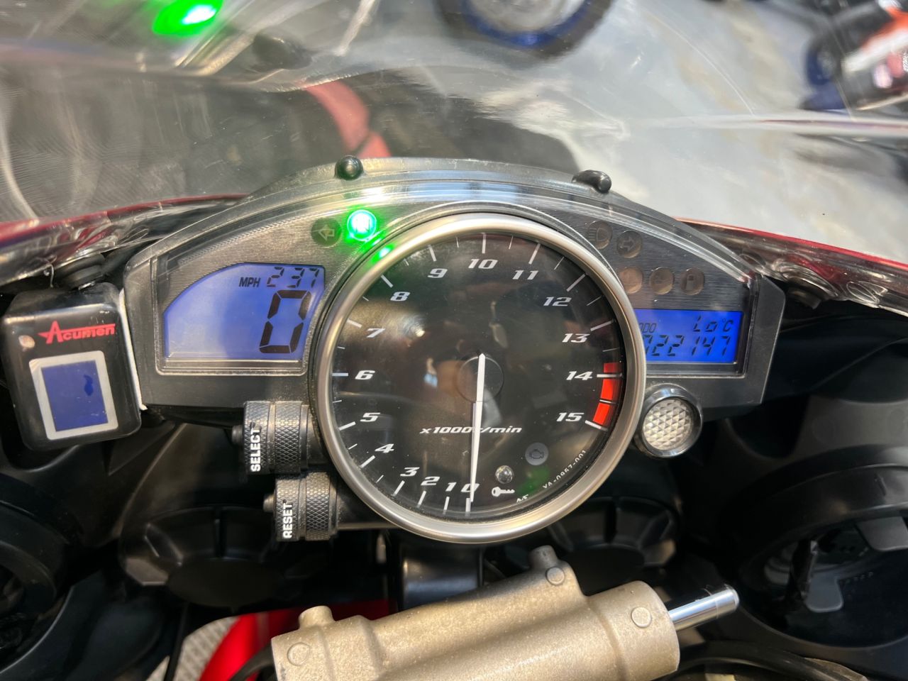 Used Yamaha R1 for sale - 78552453: Photo 17