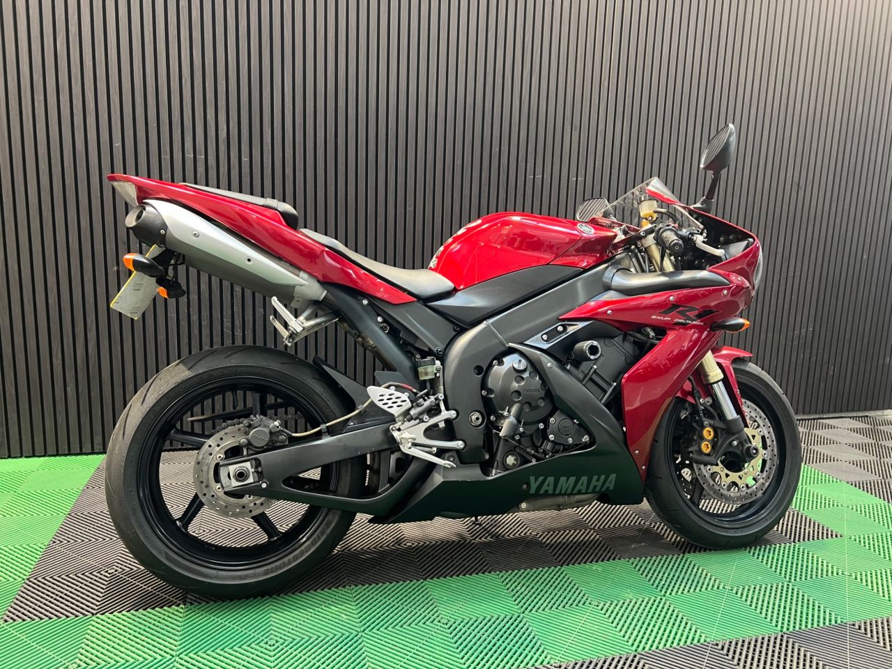 Used Yamaha R1 for sale - 78552453: Photo 4