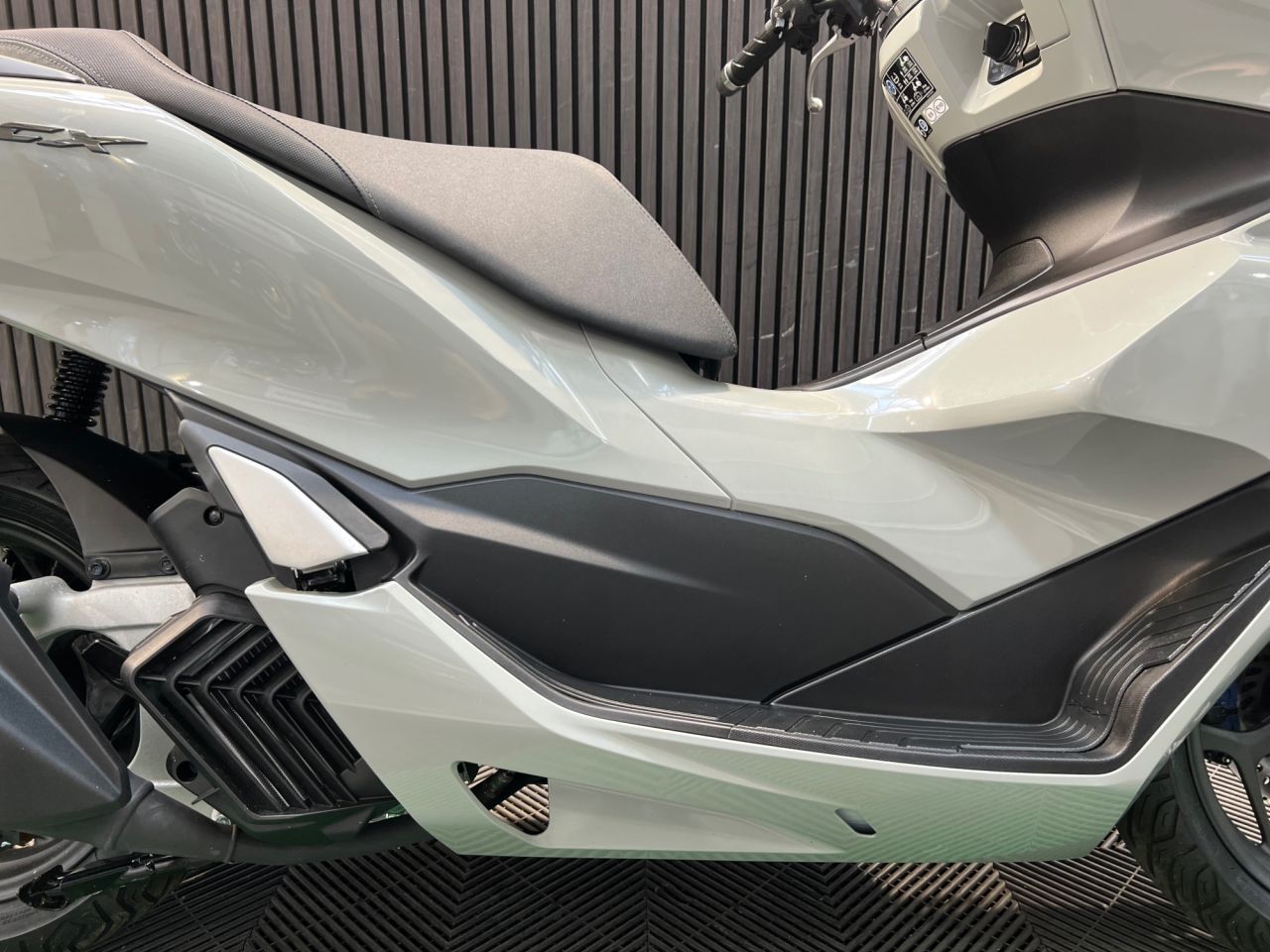 Used Honda PCX125 for sale - 78693582: Photo 13